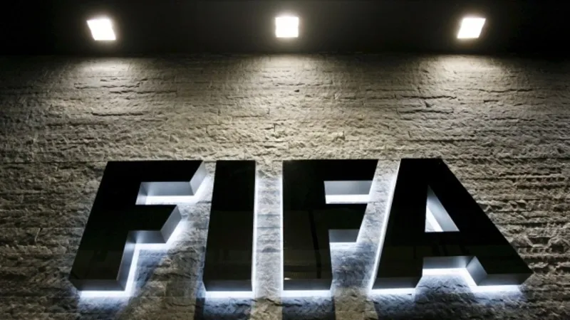 FIFA'dan Şok Karar! 32 Kulübe Özel Transfer Dönemi Müjdesi!