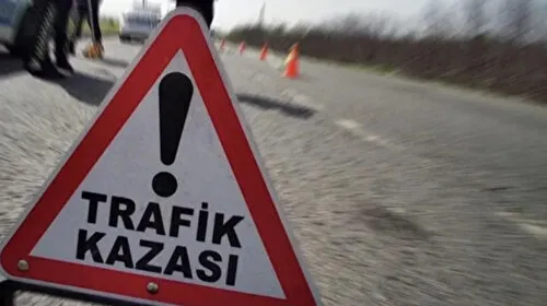 Afyonkarahisar'da iki otomobil çarpıştı: Ölü ve yaralılar var
