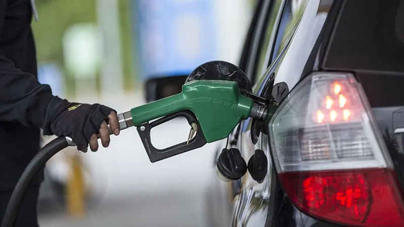 Motorine Zam Şoku! Akaryakıt Fiyatlarında Son Durum Ne?