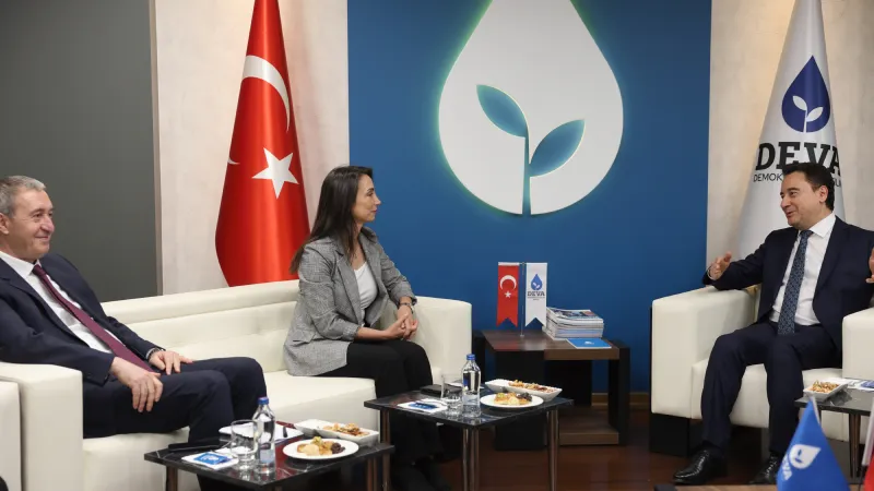 Babacan'dan Kritik DEM Ziyareti: Siyasette Neler Oluyor?