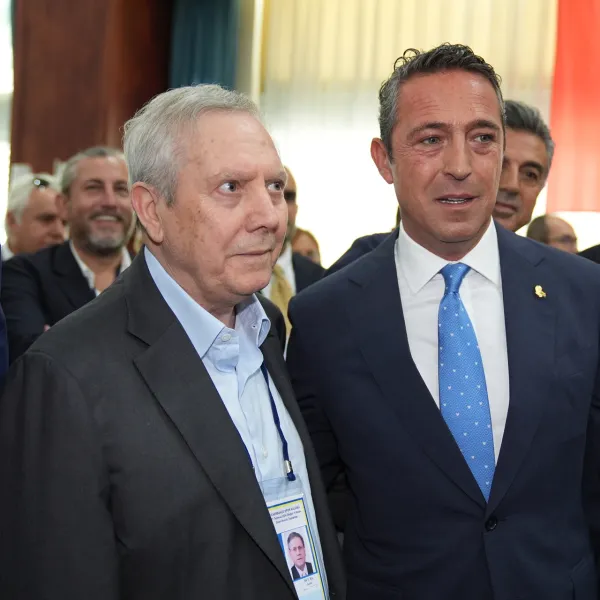 Ali Koç ve Aziz Yıldırım Buluşması! Fenerbahçe'de Neler Oluyor?
