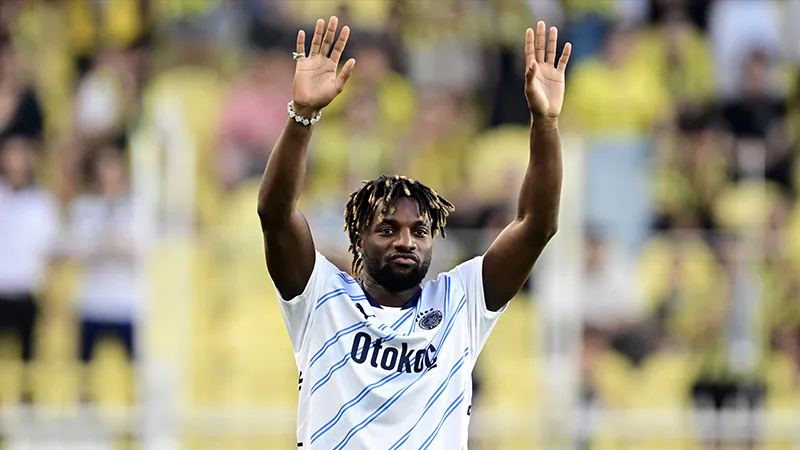 Saint-Maximin Fenerbahçe'ye Veda Mı Etti? Şok Açıklama!