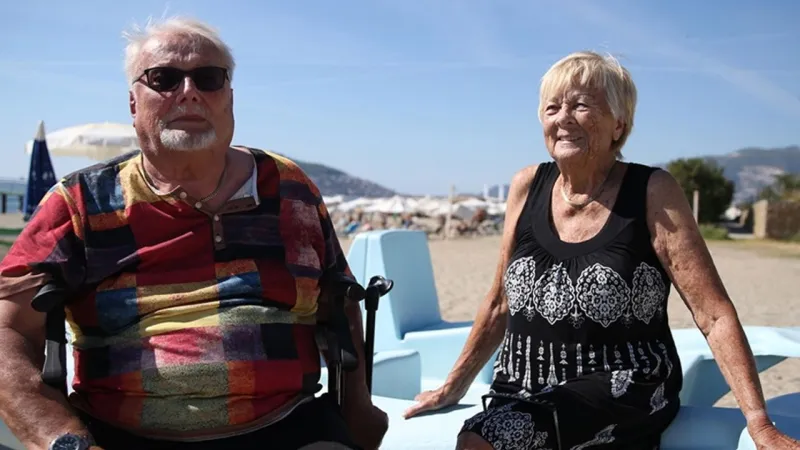 Alman çift 36 yılda 101 kez tatil için Alanya'ya geldi