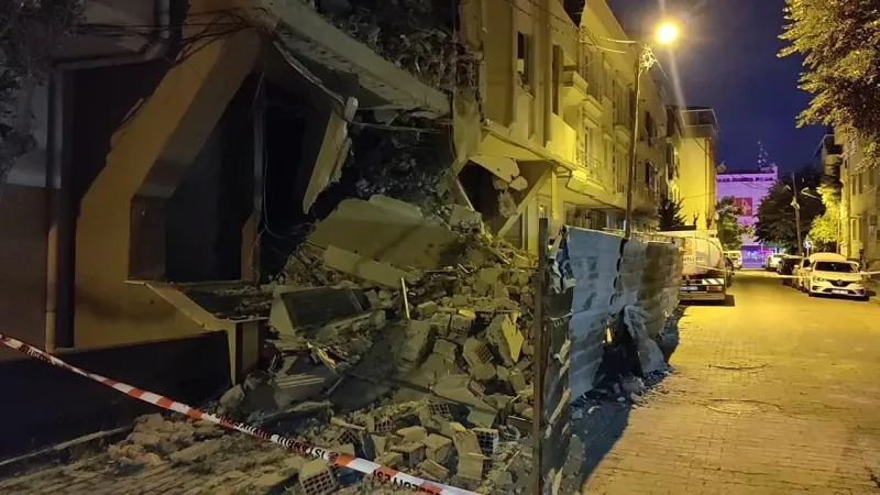 Avcılar'da Bina Çöktü! Kentsel Dönüşüm Faciası Mı?