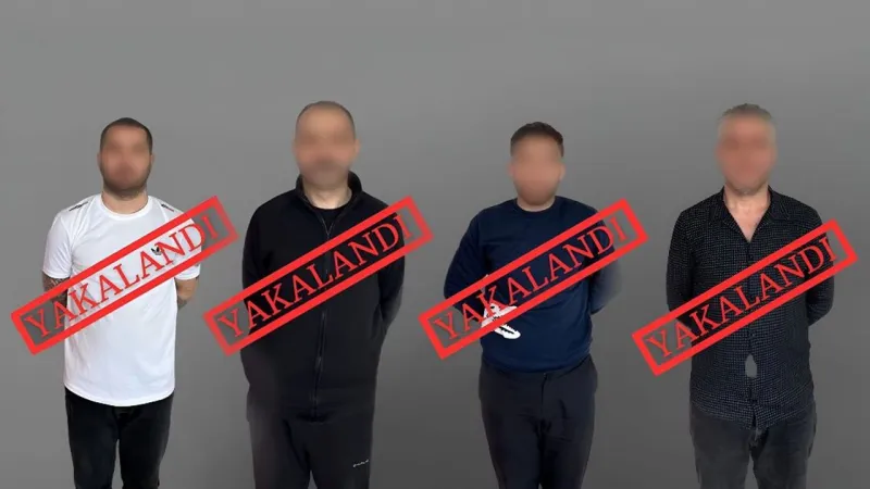 Bakan Yerlikaya duyurdu: Kırmızı bültenle aranan 4 kişi iade edildi