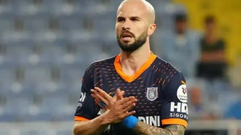 Başakşehir'den Malezya'ya