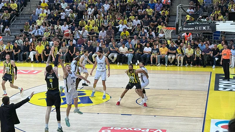 Fenerbahçe Beko Beşiktaş'ı Devirdi! Final Serisi Başladı!