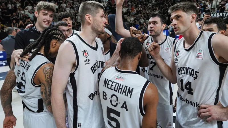 Beşiktaş Efes'i Ezdi! Seride Son Durum Ne?