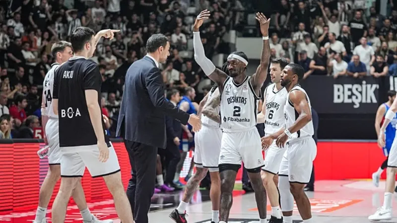 Beşiktaş, Anadolu Efes'i farklı geçti! Seriyi 1-1 yaptı...