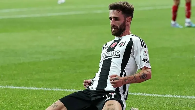 Beşiktaş derbide Rafa Silva'ya güveniyor