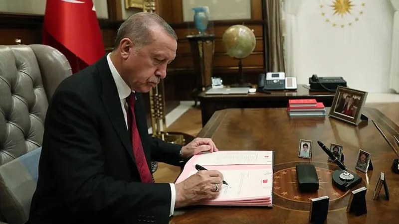 Resmi Gazete'de Şok Atamalar! Kimler Görevden Alındı?