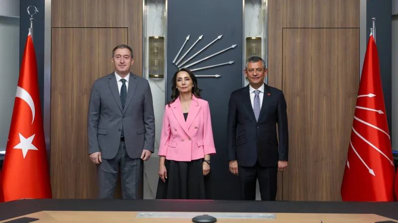 DEM Parti'den İBB operasyonu tepkisi: Atılan adımlar, içinden geçtiğimiz tarihi dönemin hassasiyetine aykırı