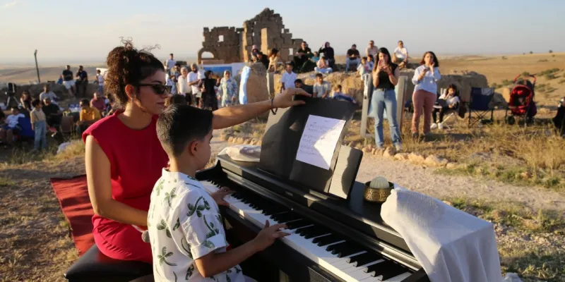 Diyarbakır'ın Roma'dan kalma kalesinde "Yıldızlar Altında Bilim ve Sanat"