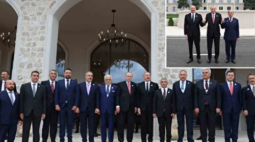 Erdoğan, Hankendi simge binası önünde fotoğraf çektirdi
