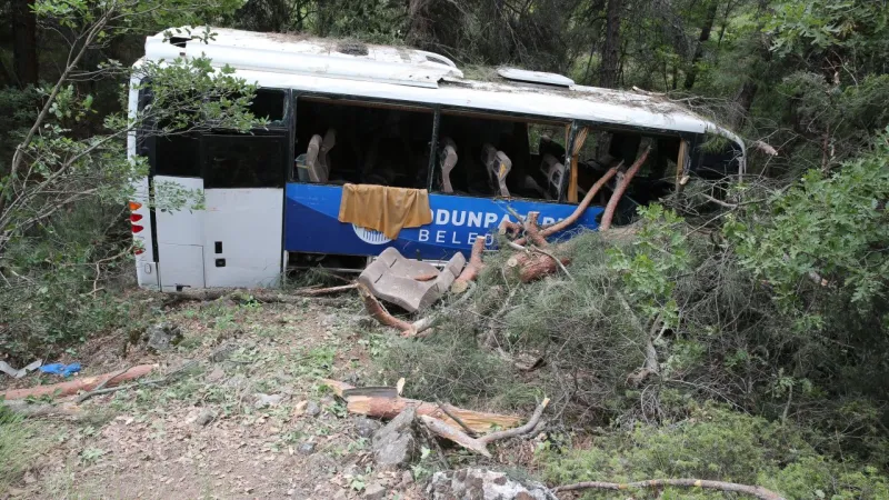 Eskişehir'de Midibüs Devrildi! 28 Yaralı, İşte Son Durum