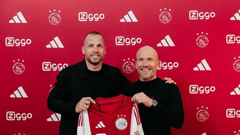 Farioli Gitti, Heitinga Geldi! Ajax'ta Şok Değişim!