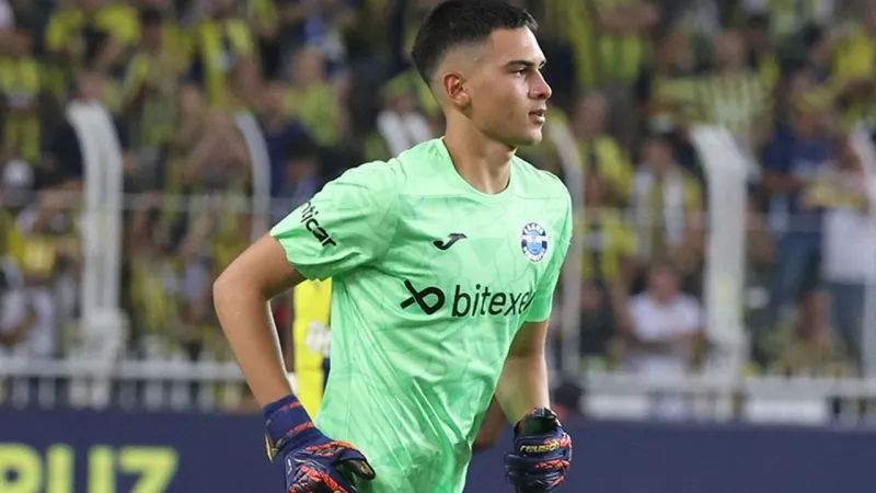 Fenerbahçe'den kaleci tranferi: Oyuncu ile anlaşıldı!