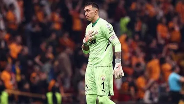 Icardi'den Muslera'ya Veda Çağrısı: "1 Yıl Daha Kal!"