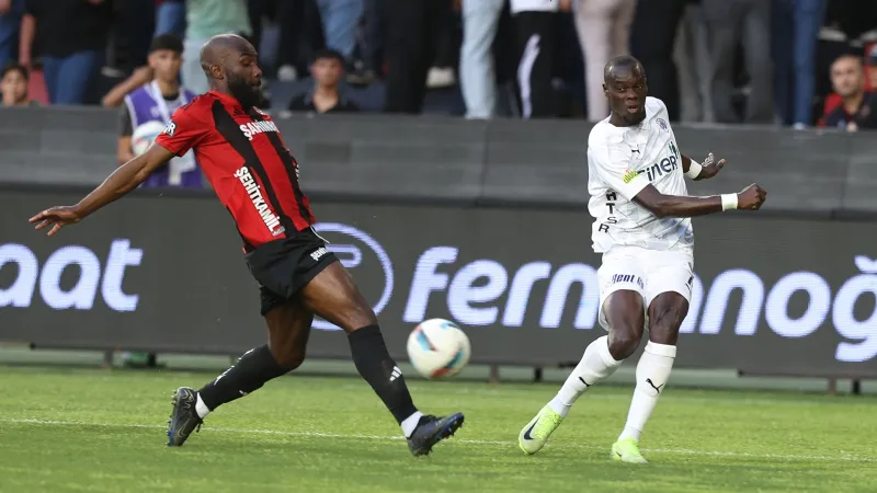 Gaziantep FK Şoku! Kasımpaşa Farkı Eritip Berabere Kaldı