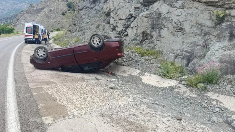 Gümüşhane'de Korkunç Kaza! Otomobil Ters Döndü, 3 Yaralı!