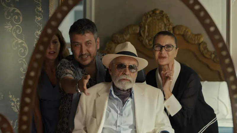 Haluk Bilginer ve Feyyaz Yiğit’ten 'Yan Yana'ya özel klip: 'İtfaiye' şarkısı yayında