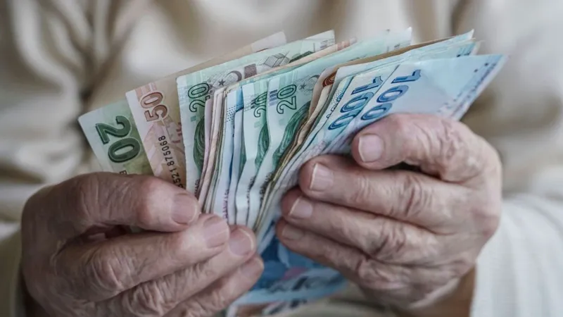 İsa Karakaş'tan Sendikalara Şok Suçlama: Seyyanen Zam Neden Unutuldu?