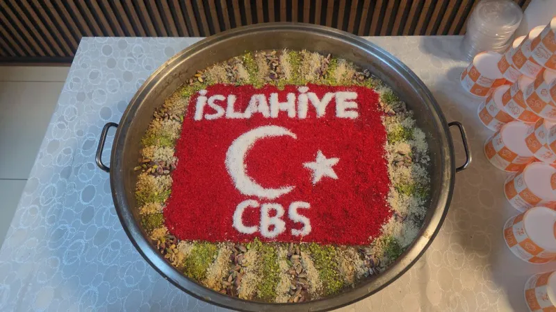 İslahiye Cumhuriyet Başsavcısından çalışanlara aşure