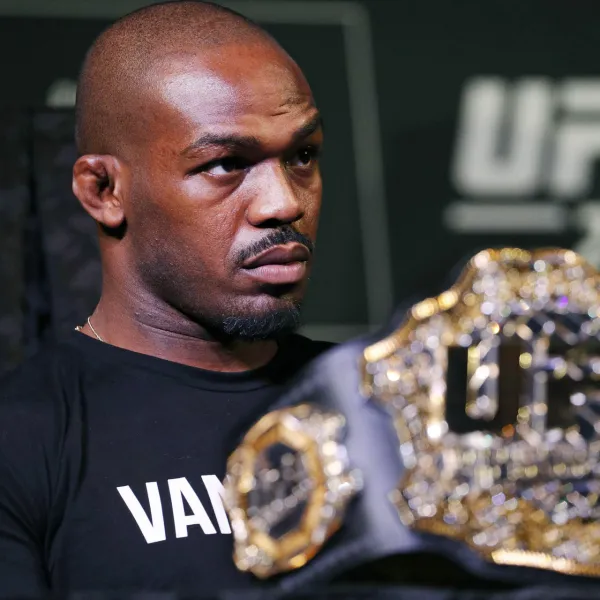 Jon Jones ŞOK Emeklilik Kararı! Kemer Aspinall'e Mi Geçti?