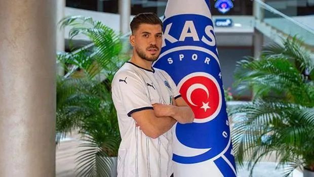 Kasımpaşa’da sözleşmesi bitecek olan Gökhan Gül’e 5 takım talip!