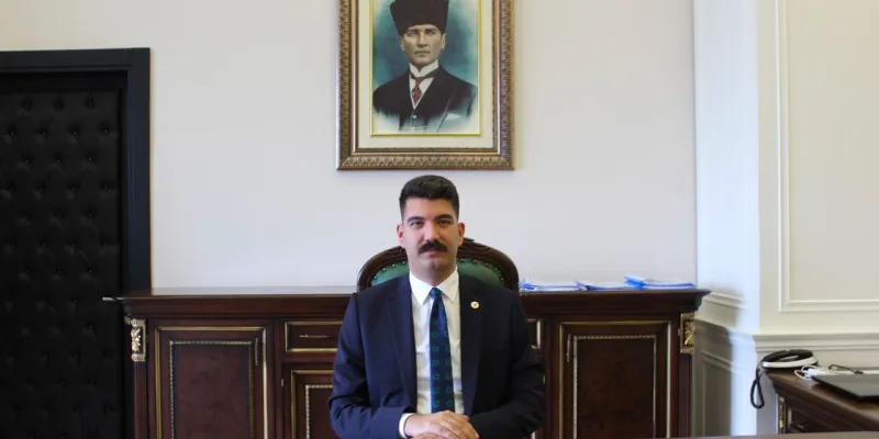 Kaymakam Futbolcu Oldu! Sahada Görenler Şaşkın