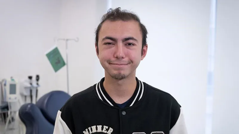Lösemiyi Yendi, Üniversiteyi Bitirdi! Mehmet'in İnanılmaz Hikayesi