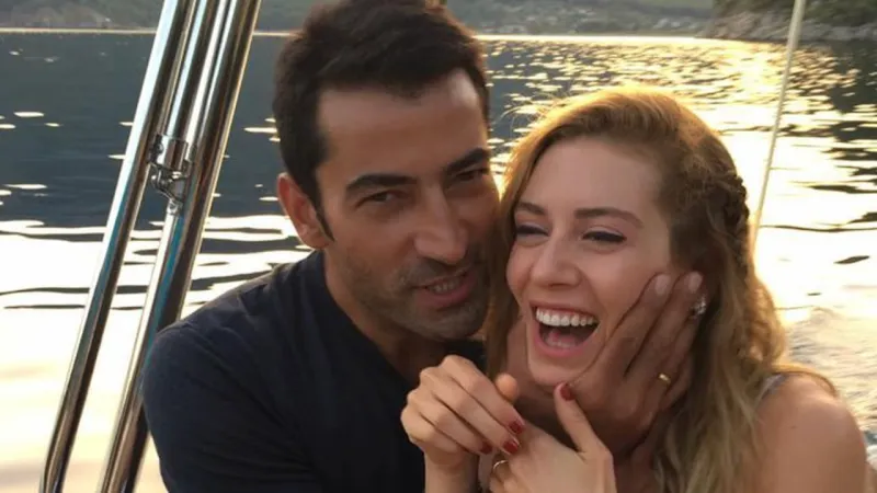 Kenan İmirzalıoğlu’nun 'Şener Şen yürüyüşü' soruldu, Sinem Kobal tek cümleyle cevap verdi!