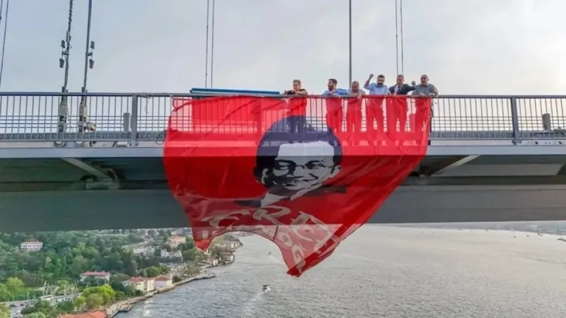İmamoğlu Pankartı Köprüde! Soruşturma Şoku!