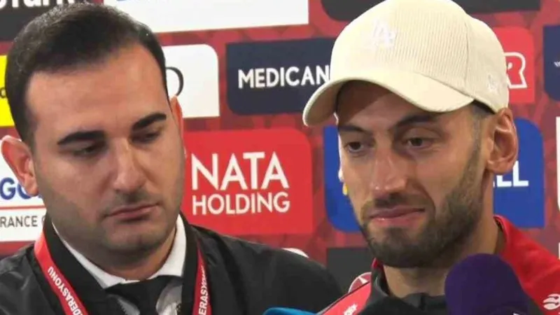 Çalhanoğlu'ndan İtiraf: Kurtlar Vadisi Müziği Beni Büyüledi!