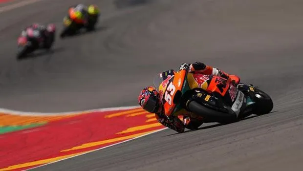 Deniz Öncü İtalya'da Coşturacak Mı? Moto2'de Nefesler Tutuldu!