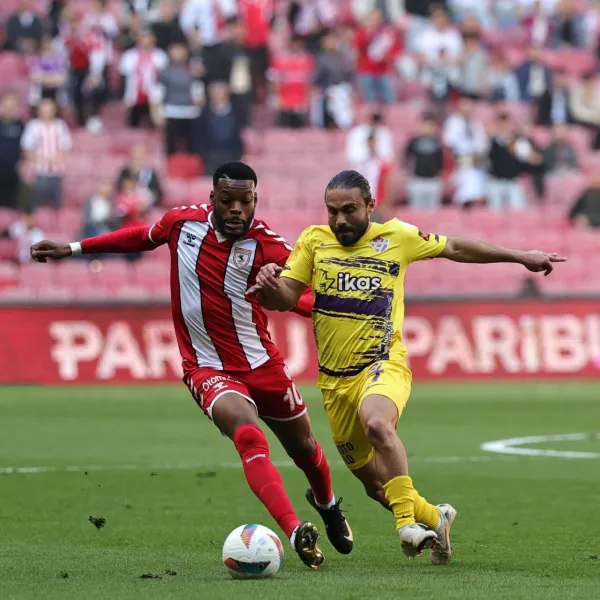 Samsunspor'dan Muhteşem Zafer! Üçüncülük Yarışı Kızıştı!