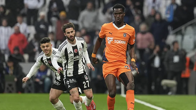 Avrupa yolunda kritik mağlubiyet: Beşiktaş evinde Başakşehir'e kaybetti!