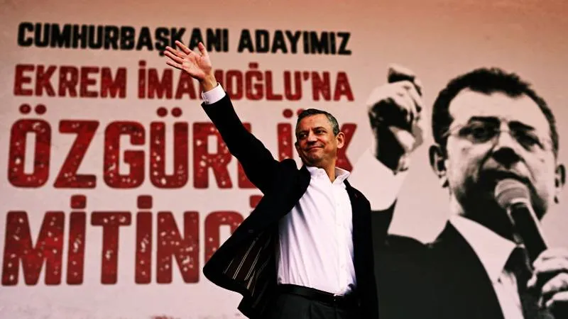 CHP'den Bomba Yaz Planı: AKP Kalelerinde Miting Şov!