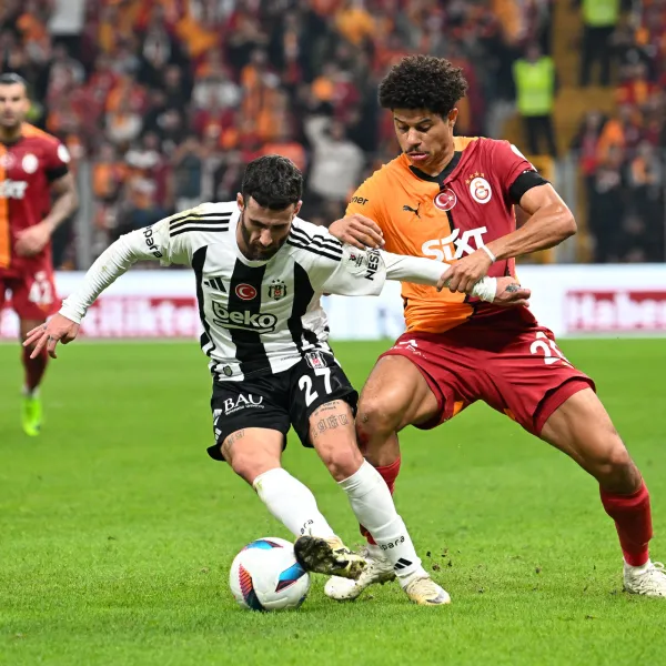 Beşiktaş-Galatasaray derbisinde 10 futbolcu ilk kez sahada