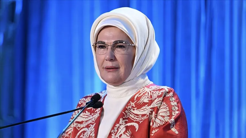 Emine Erdoğan'dan 1 Mayıs Sürprizi: O Mesaj Herkesi Şaşırttı!
