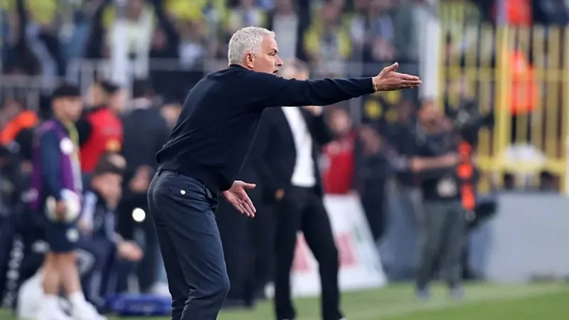 Fenerbahçe Beşiktaş Derbisi: Mourinho Tarihin En Kötüsü Mü?
