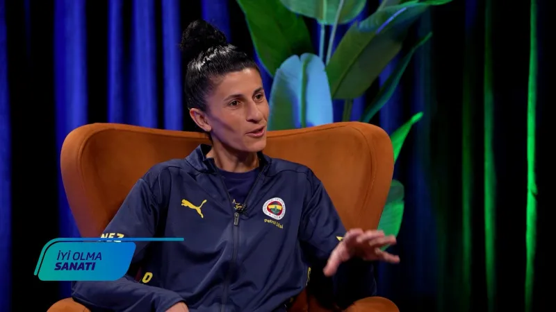 Yağmur Uraz'dan Şok Sözler: Fenerbahçe'de Neler Oluyor?