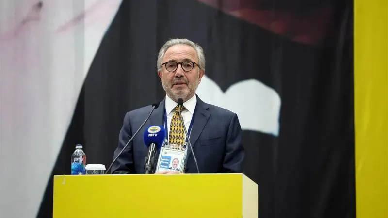Hamdi Akın'dan Fenerbahçe'de Şok Sözler: Ali Koç Aday Olacak Mı?