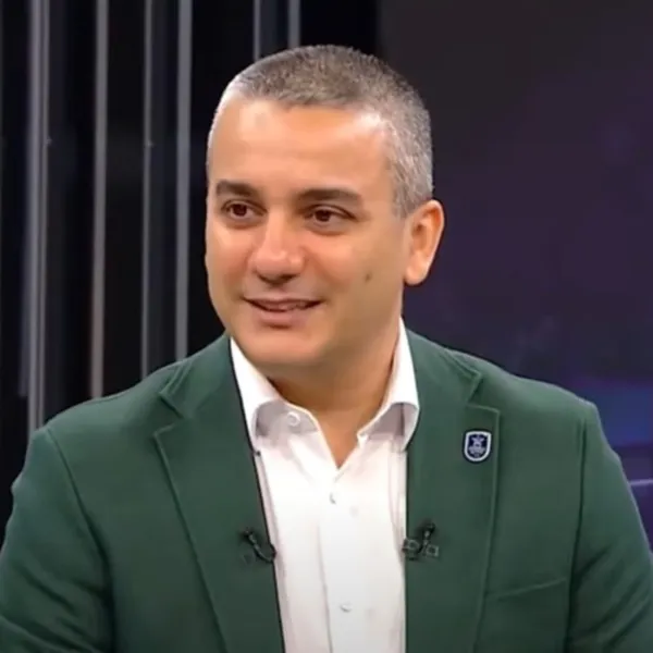 Efes'te Şok Ayrılık mı? İsmail Şenol'dan Bomba Açıklamalar!