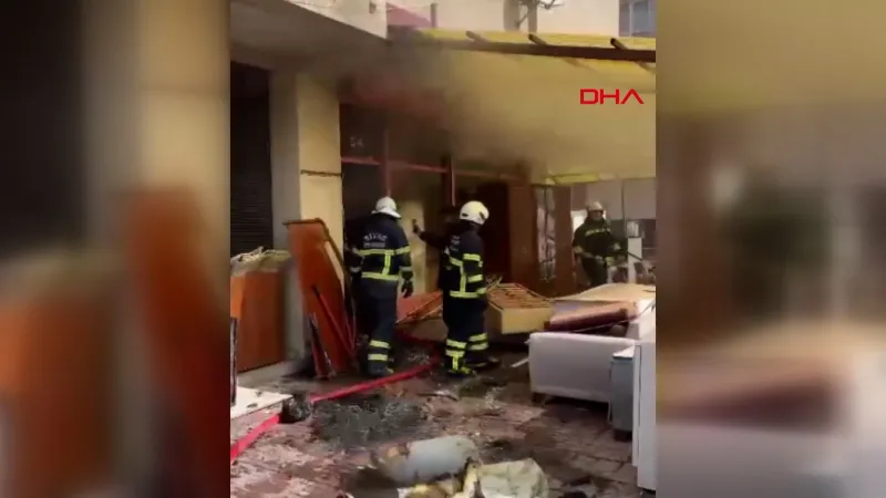 Sivas'ta İkinci El Eşya Mağazasında Çıkan Yangın Büyük Hasar Yarattı