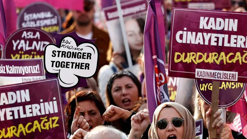 Türkiye'de Kadın Cinayetleri Alarm Veriyor! İlk 4 Ayda Şoke Eden Rakam
