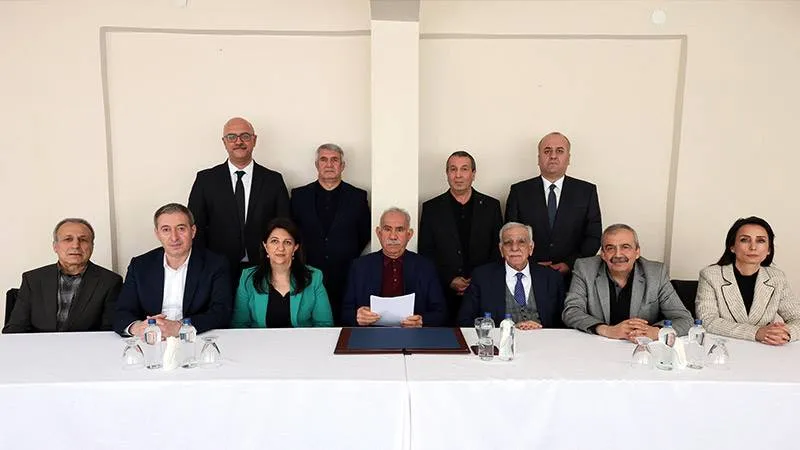 Şok İddia: Devlet PKK'nın Fesih Kongresine Malazgirt'te İzin Mi Verecek?
