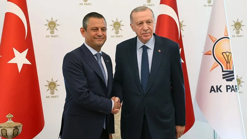 Özgür Özel Erdoğan'a Tazminat Ödeyecek! İşte Olayın Perde Arkası