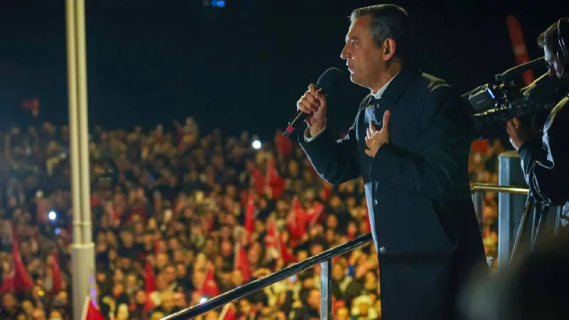 Özgür Özel'den Silivri Çağrısı: Korkmuyoruz, Susmuyoruz!