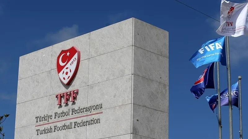 Derbi Sonrası Şok! Beşiktaş ve Galatasaray PFDK'lık Oldu!